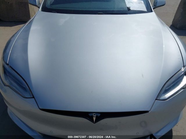 Photo 9 VIN: 5YJSA1E4XJF273540 - TESLA MODEL S 