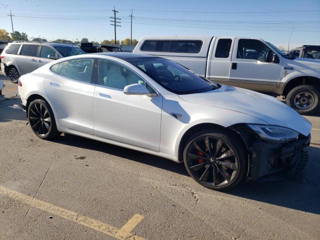 Photo 3 VIN: 5YJSA1E4XJF278527 - TESLA MODEL S 