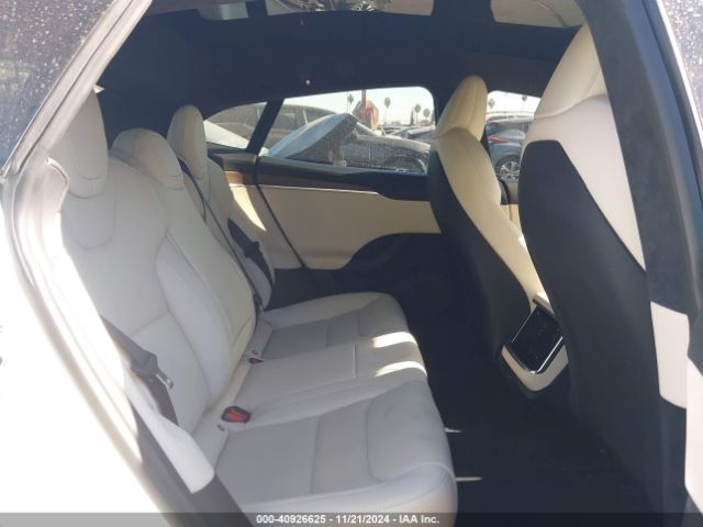 Photo 7 VIN: 5YJSA1E51NF479943 - TESLA MODEL S 