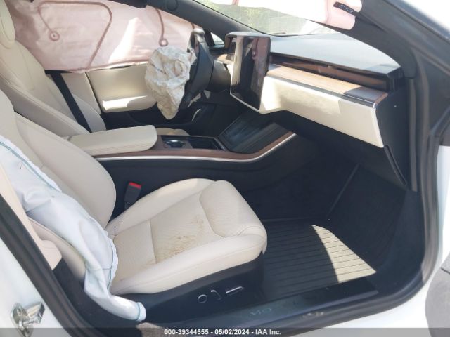 Photo 4 VIN: 5YJSA1E53NF469897 - TESLA MODEL S 