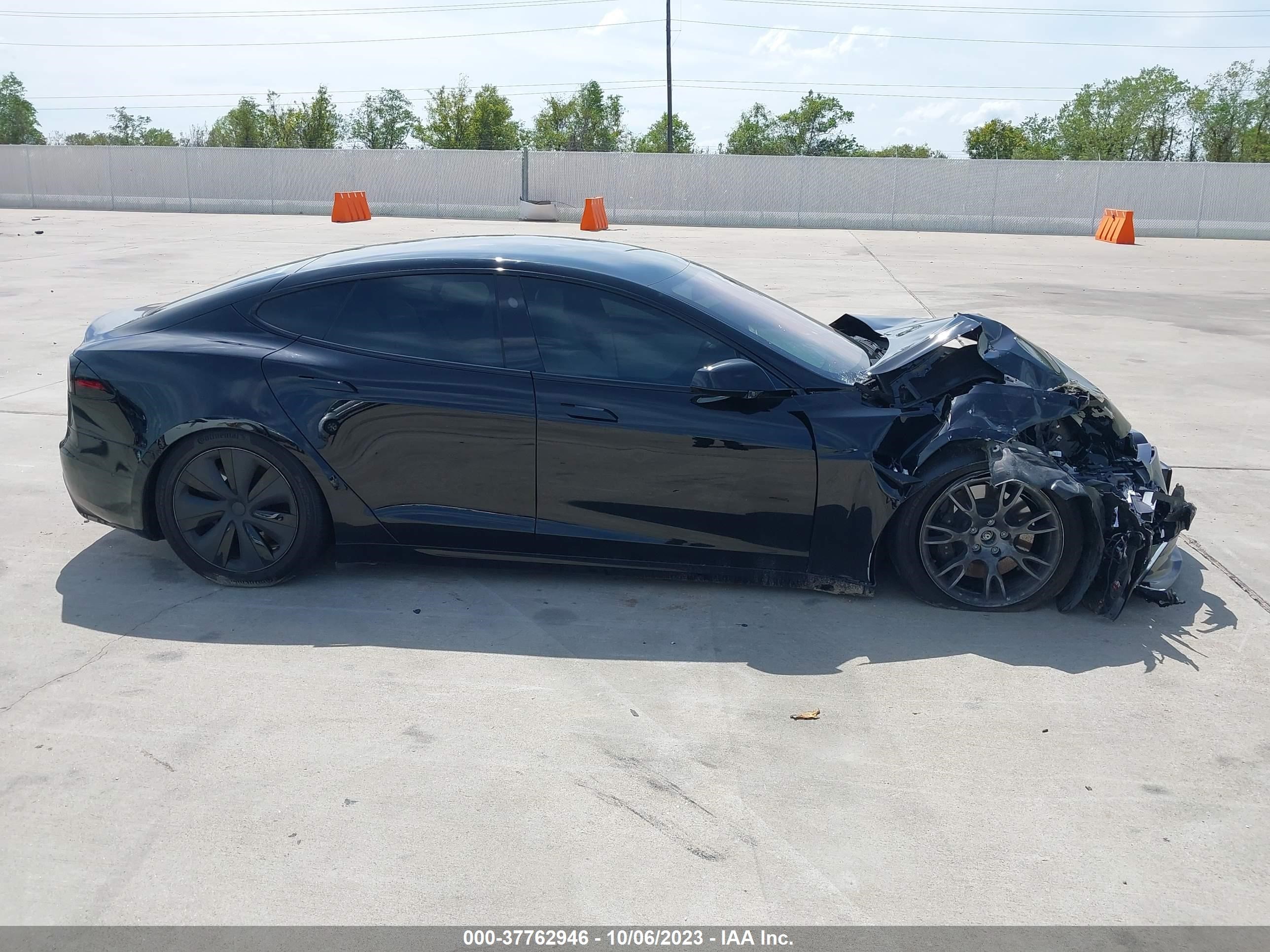 Photo 10 VIN: 5YJSA1E54NF494128 - TESLA MODEL S 