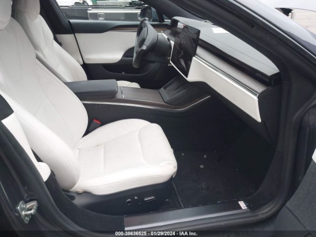 Photo 4 VIN: 5YJSA1E57MF428235 - TESLA MODEL S 