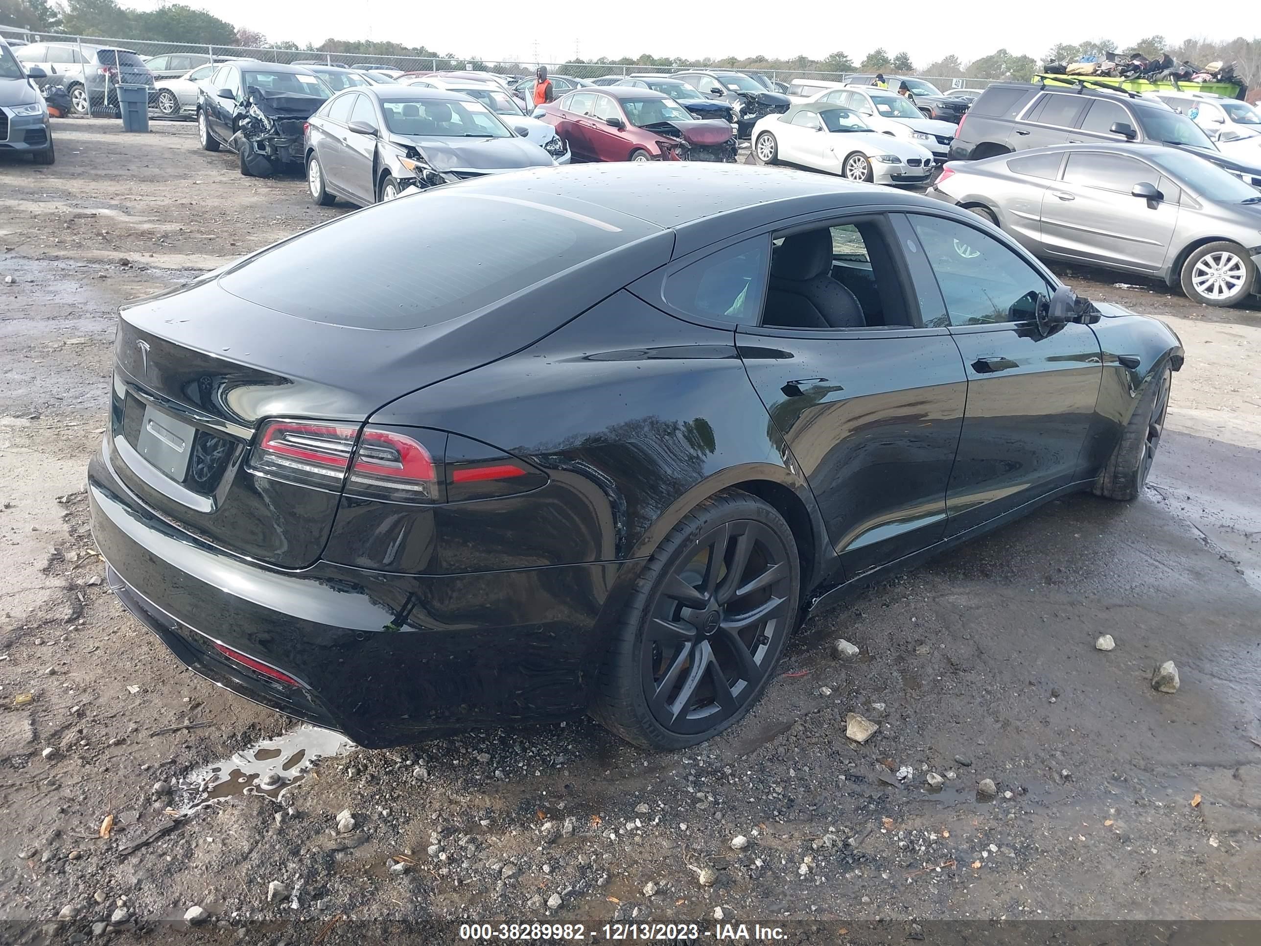 Photo 3 VIN: 5YJSA1E57NF493037 - TESLA MODEL S 