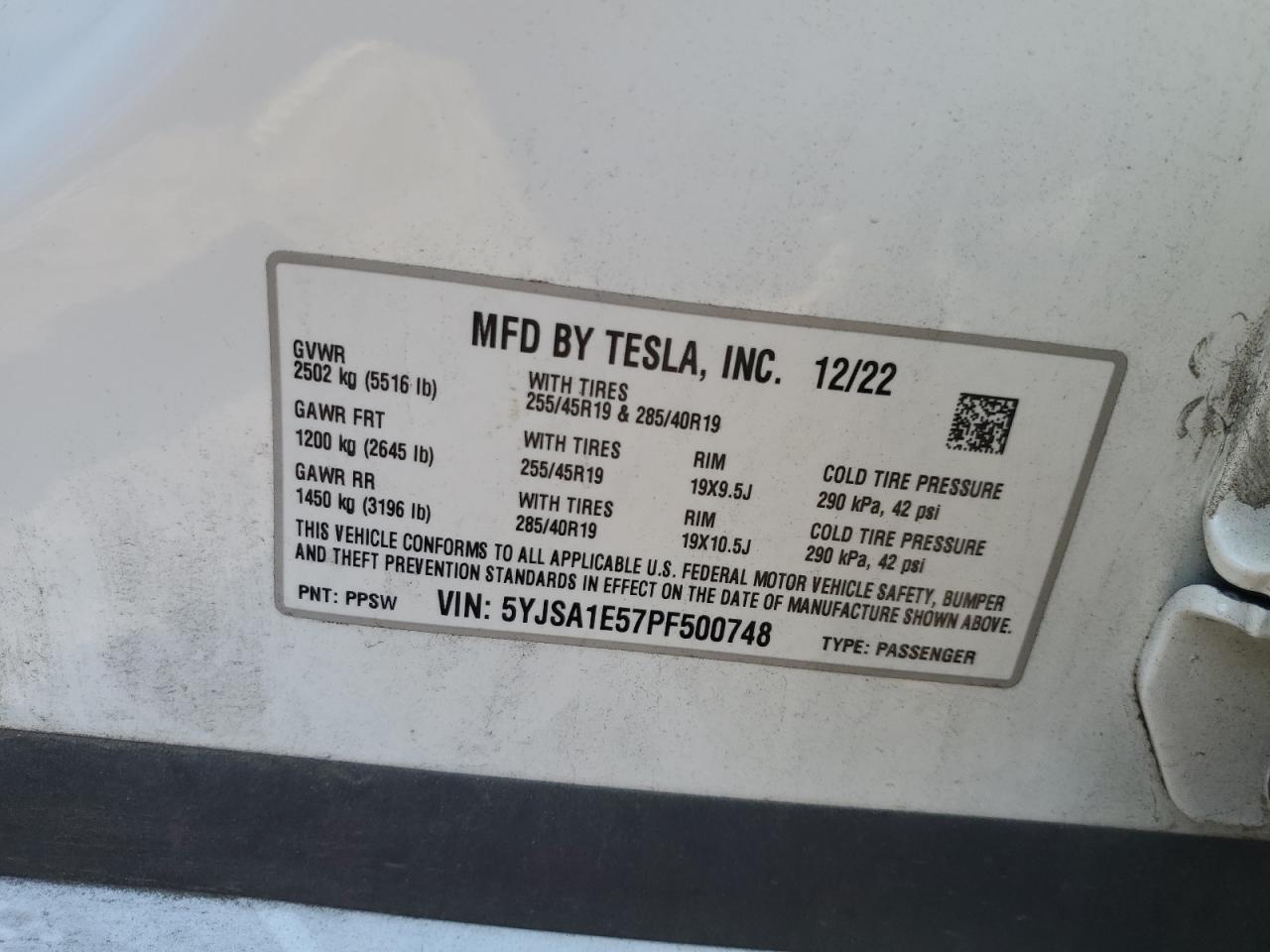 Photo 11 VIN: 5YJSA1E57PF500748 - TESLA MODEL S 