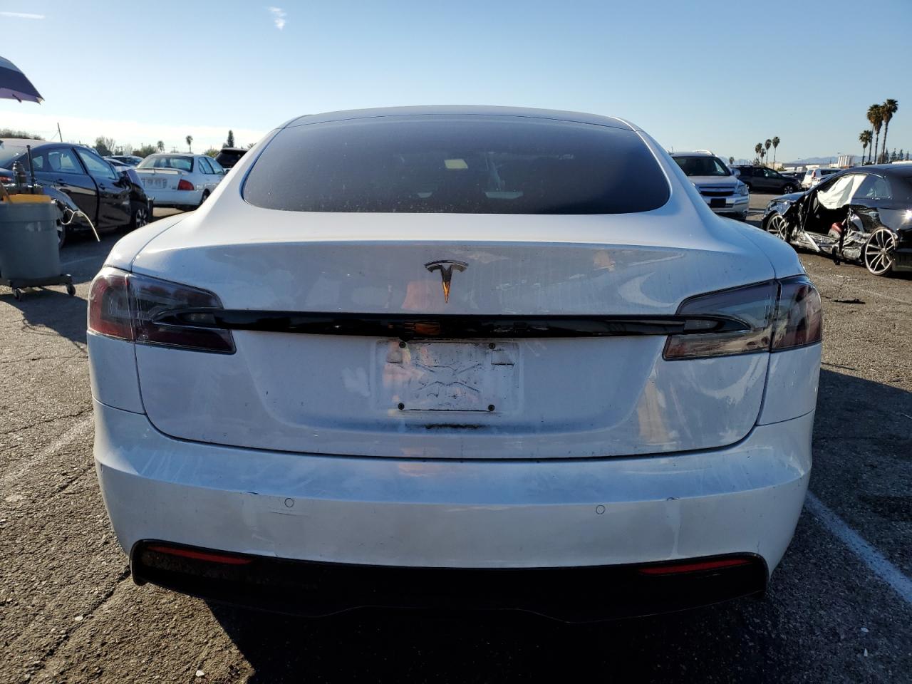 Photo 5 VIN: 5YJSA1E59NF469984 - TESLA MODEL S 