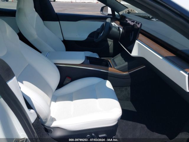 Photo 4 VIN: 5YJSA1E5XNF490133 - TESLA MODEL S 