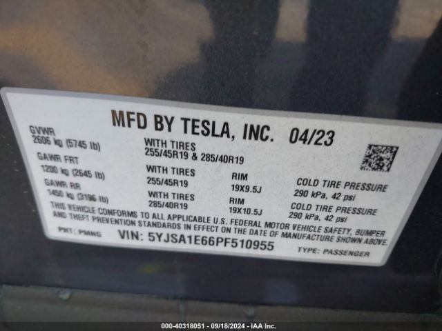 Photo 8 VIN: 5YJSA1E66PF510955 - TESLA MODEL S 