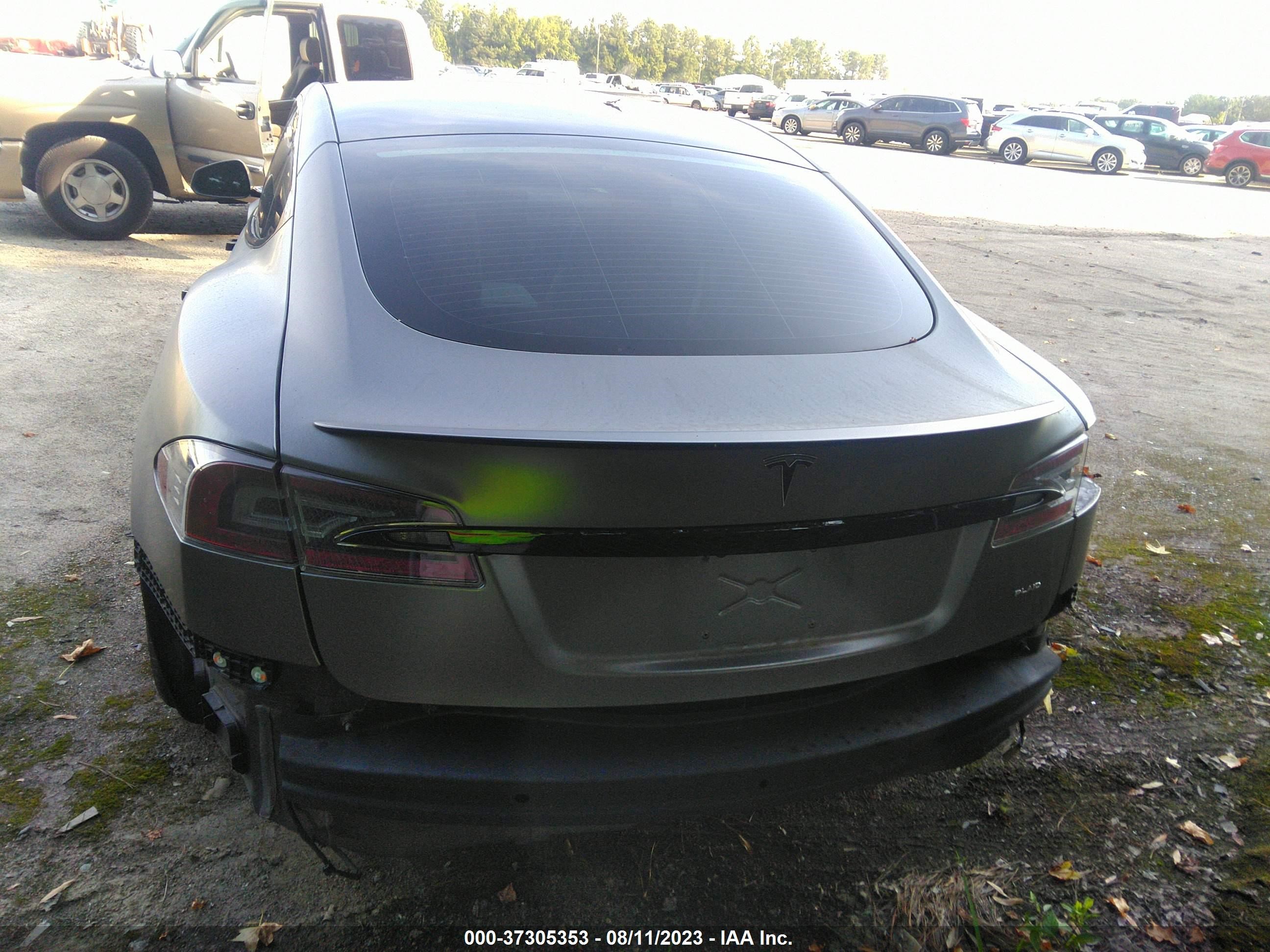 Photo 15 VIN: 5YJSA1E67MF431435 - TESLA MODEL S 