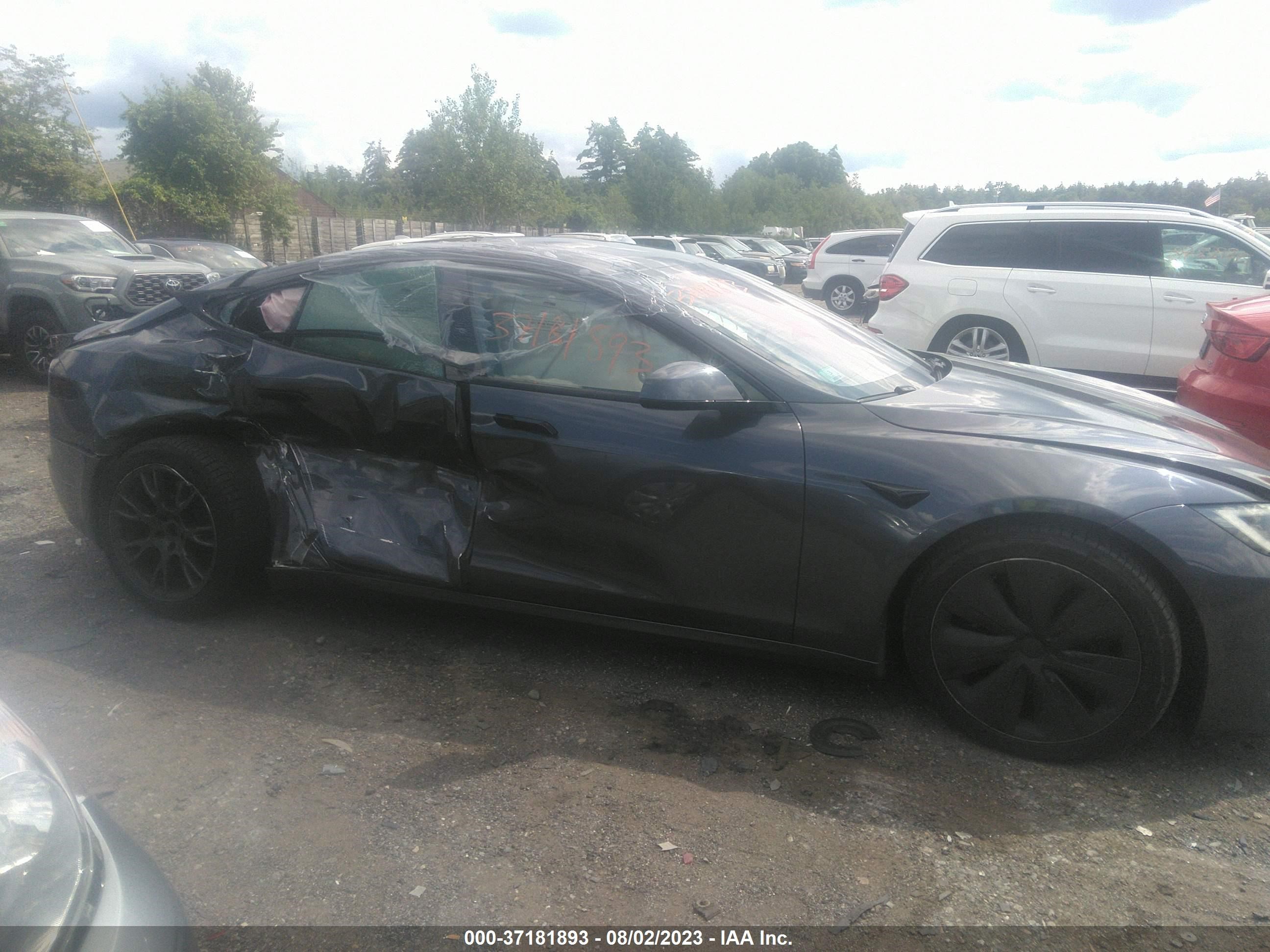 Photo 12 VIN: 5YJSA1E67NF472407 - TESLA MODEL S 