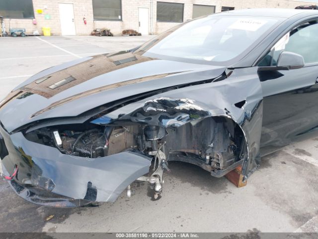 Photo 5 VIN: 5YJSA1E67PF505747 - TESLA MODEL S 