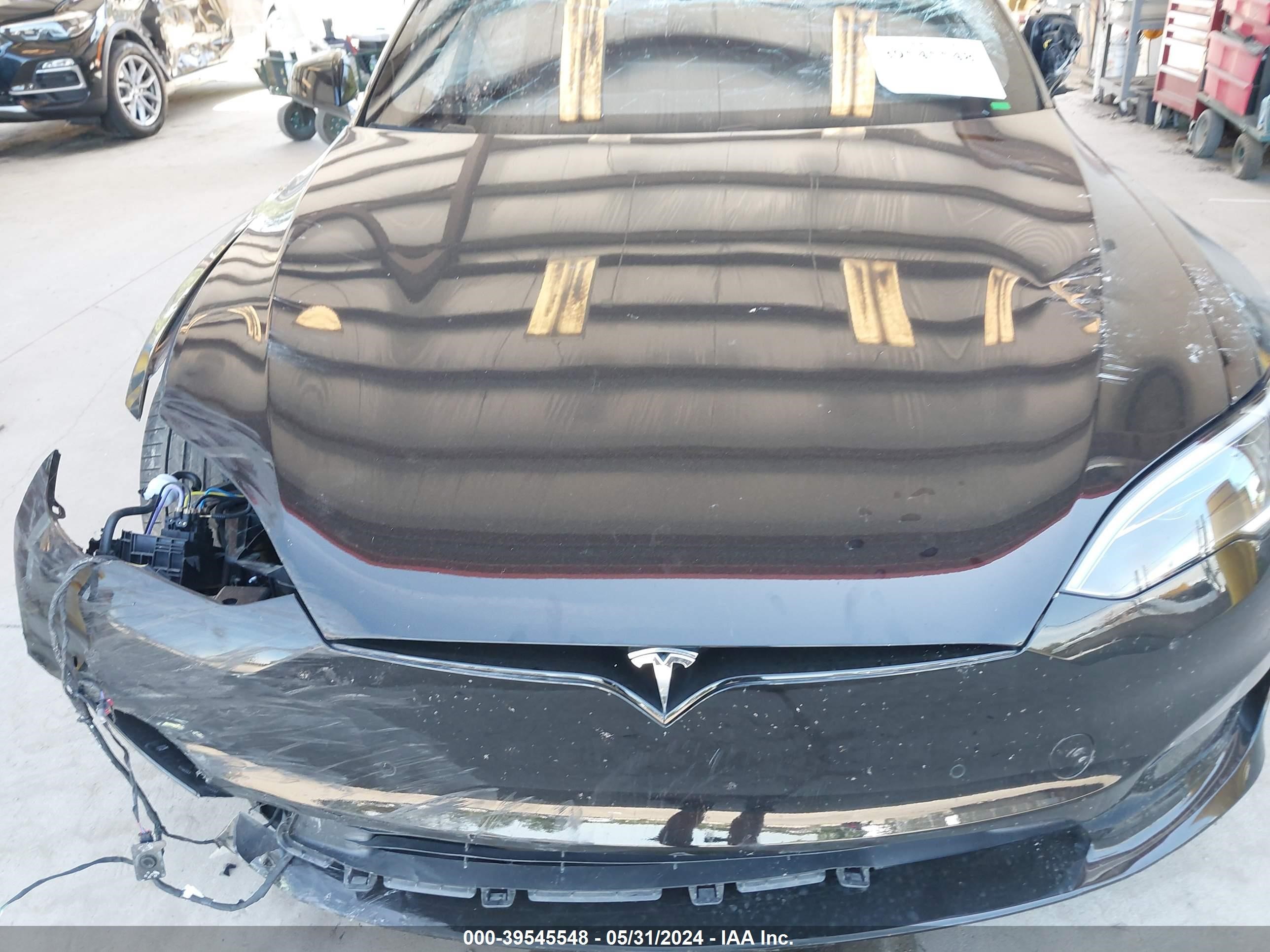 Photo 9 VIN: 5YJSA1E69NF480265 - TESLA MODEL S 