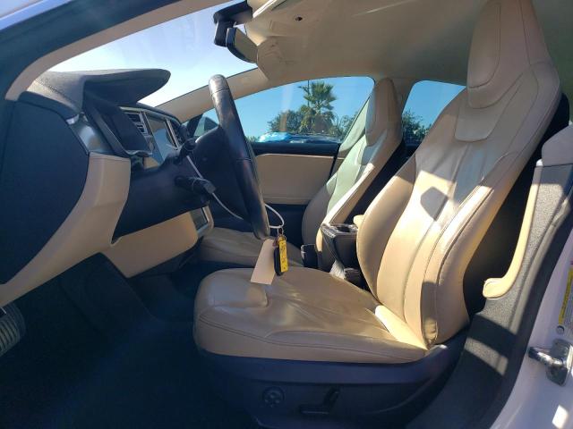 Photo 6 VIN: 5YJSA1H10EFP43632 - TESLA MODEL S 