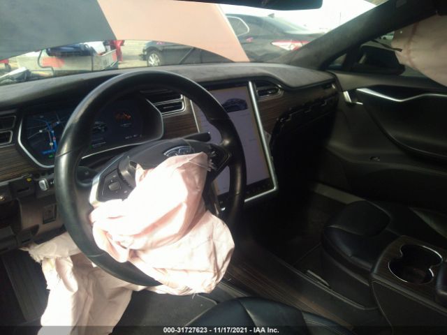 Photo 4 VIN: 5YJSA1H10FFP75546 - TESLA MODEL S 