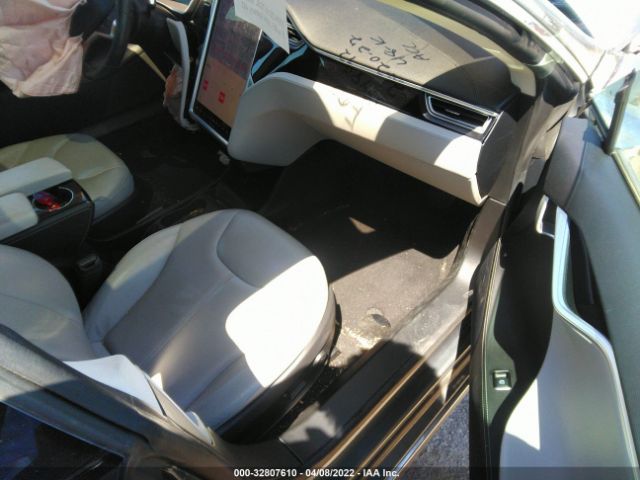 Photo 4 VIN: 5YJSA1H11EFP40450 - TESLA MODEL S 