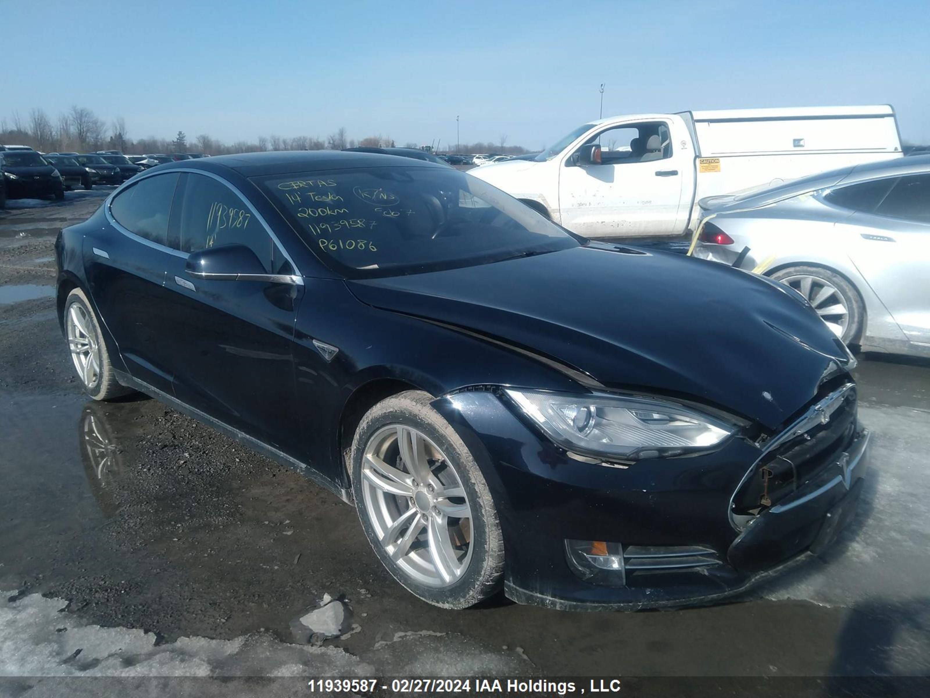 Photo 0 VIN: 5YJSA1H11EFP61086 - TESLA MODEL S 