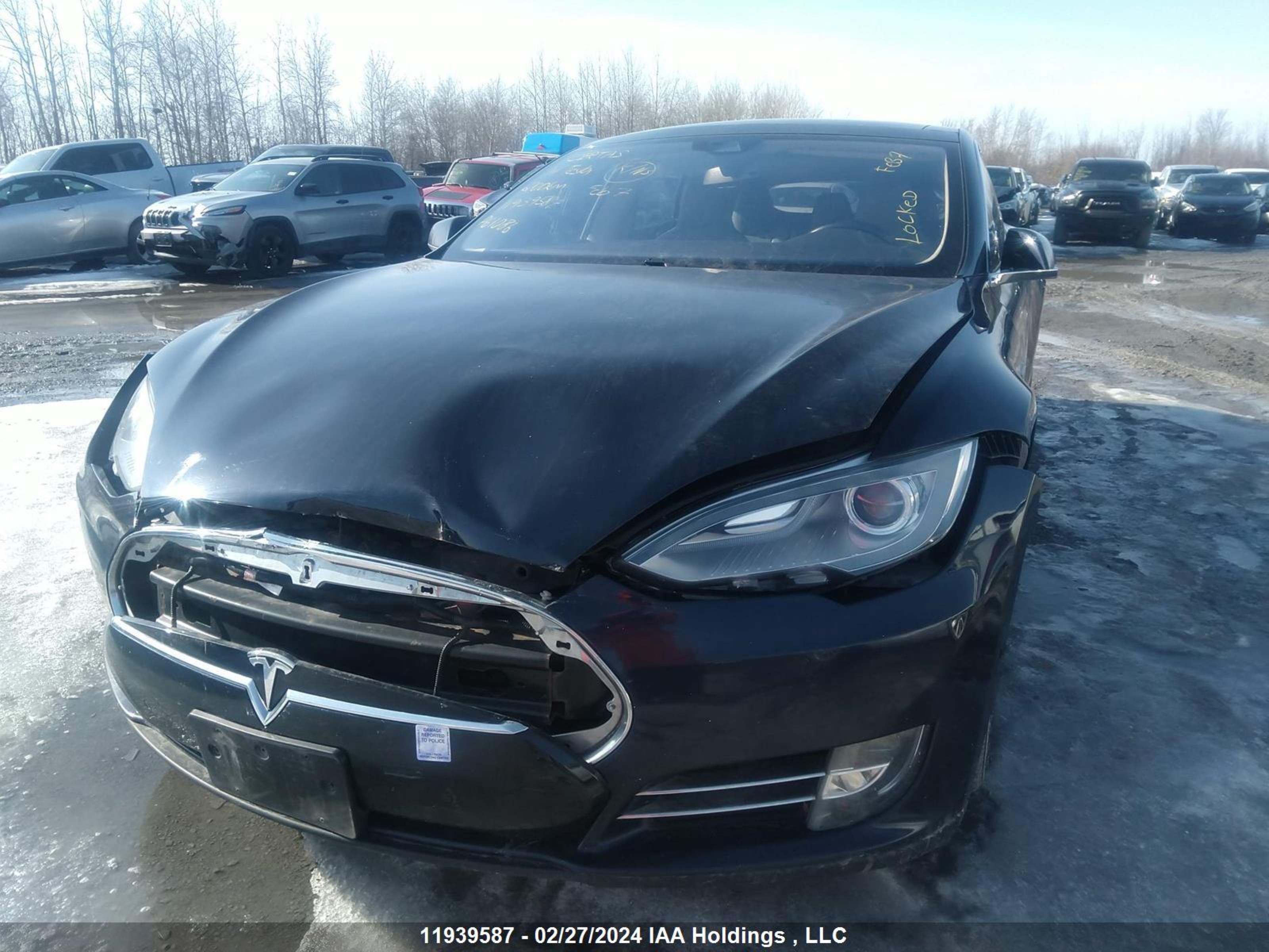 Photo 5 VIN: 5YJSA1H11EFP61086 - TESLA MODEL S 