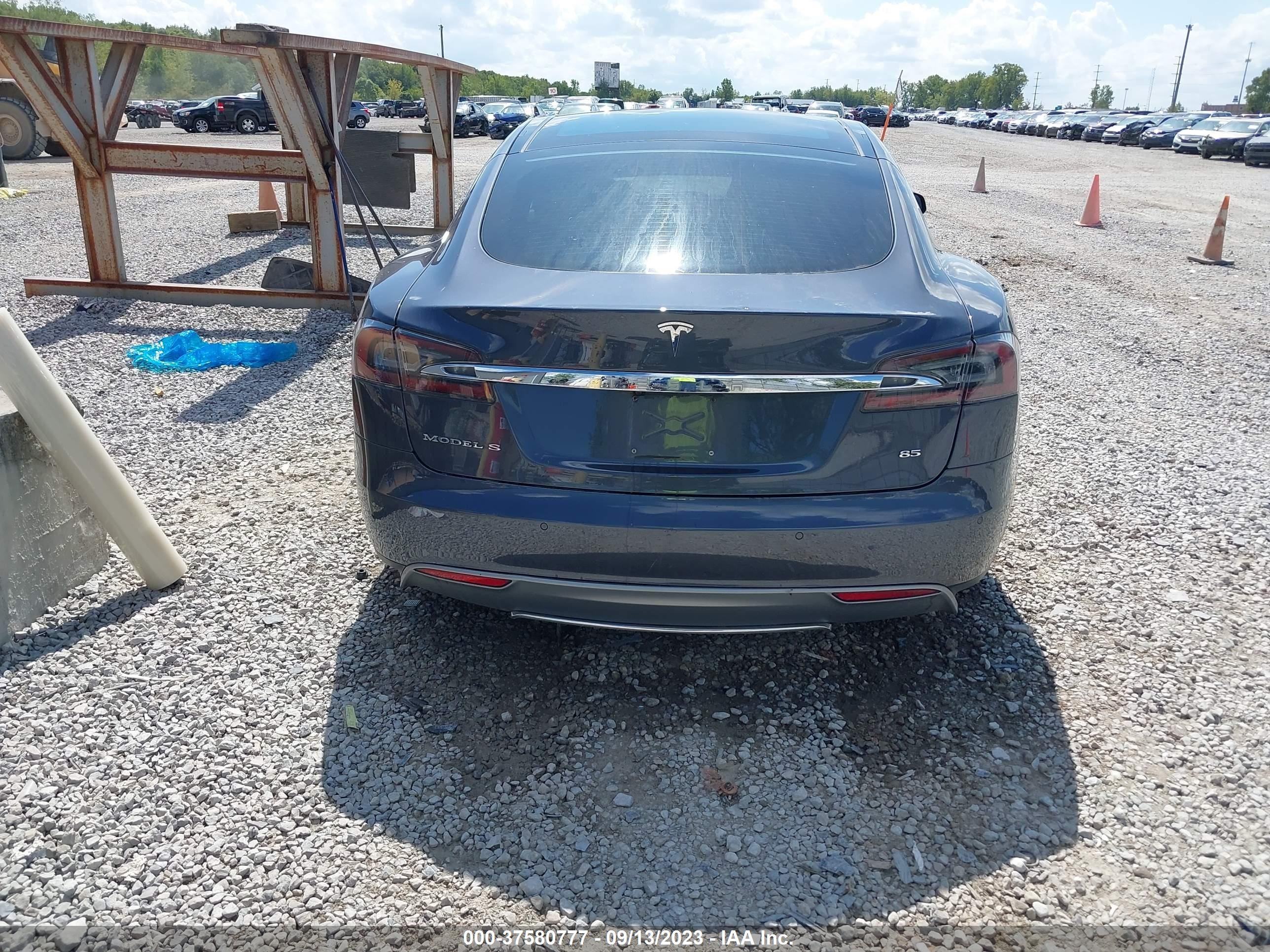 Photo 14 VIN: 5YJSA1H11FFP78844 - TESLA MODEL S 