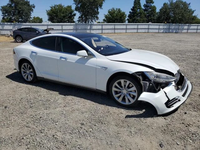 Photo 3 VIN: 5YJSA1H12EFP44944 - TESLA MODEL S 