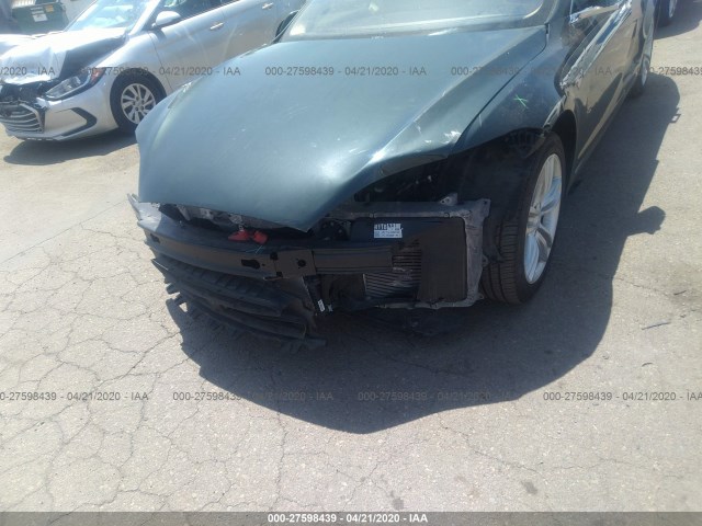 Photo 5 VIN: 5YJSA1H12EFP60948 - TESLA MODEL S 