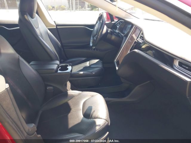 Photo 4 VIN: 5YJSA1H12FF088827 - TESLA MODEL S 