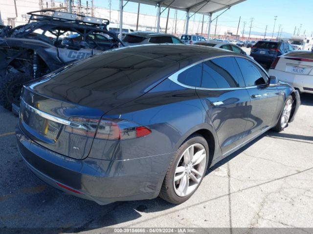 Photo 3 VIN: 5YJSA1H12FF096474 - TESLA MODEL S 