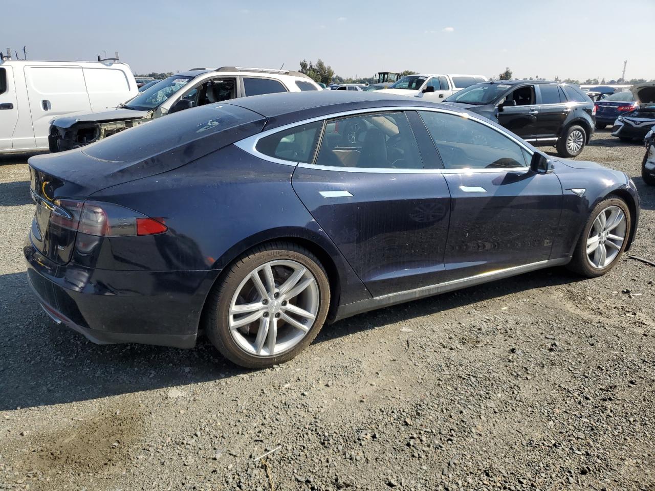 Photo 2 VIN: 5YJSA1H13EFP35315 - TESLA MODEL S 