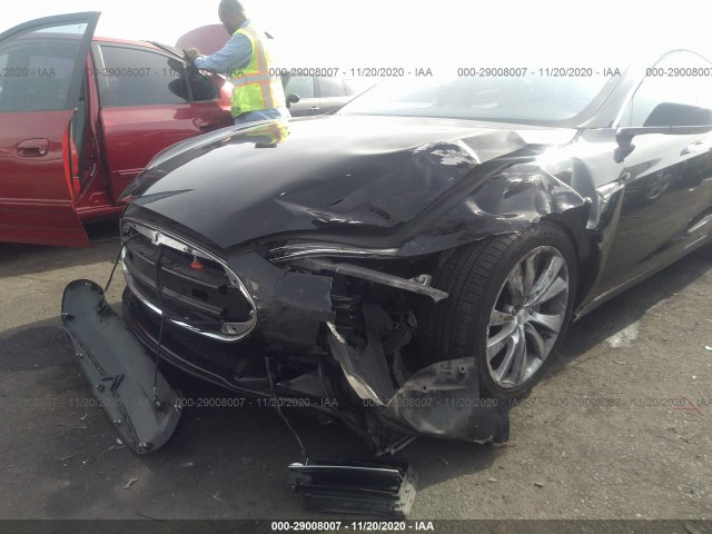 Photo 5 VIN: 5YJSA1H13EFP38392 - TESLA MODEL S 