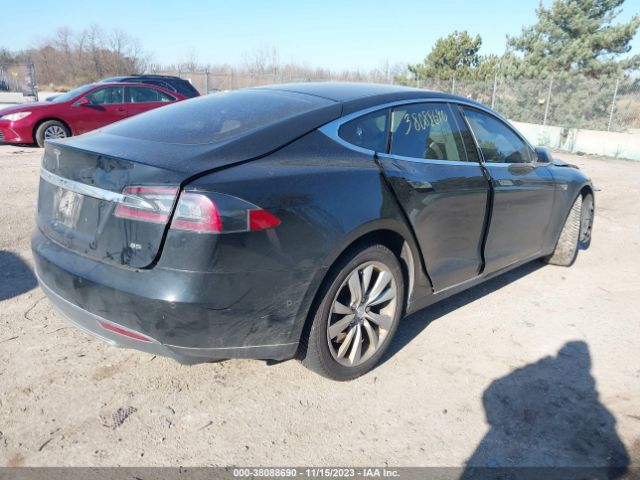 Photo 3 VIN: 5YJSA1H13EFP62272 - TESLA MODEL S 