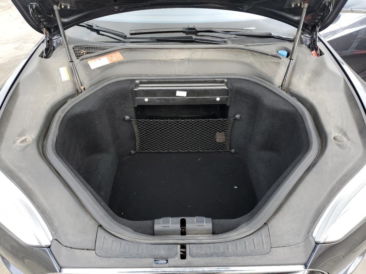 Photo 10 VIN: 5YJSA1H13EFP63146 - TESLA MODEL S 