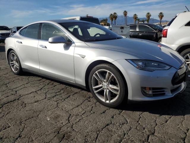 Photo 3 VIN: 5YJSA1H14EFP33637 - TESLA MODEL S 