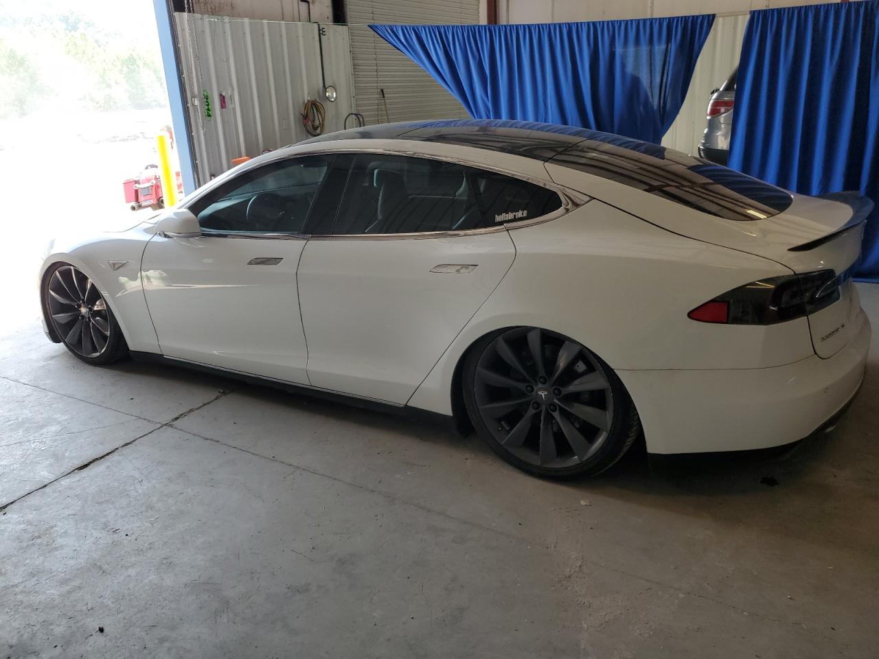 Photo 1 VIN: 5YJSA1H14EFP38272 - TESLA MODEL S 