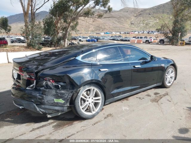 Photo 3 VIN: 5YJSA1H14EFP43942 - TESLA MODEL S 