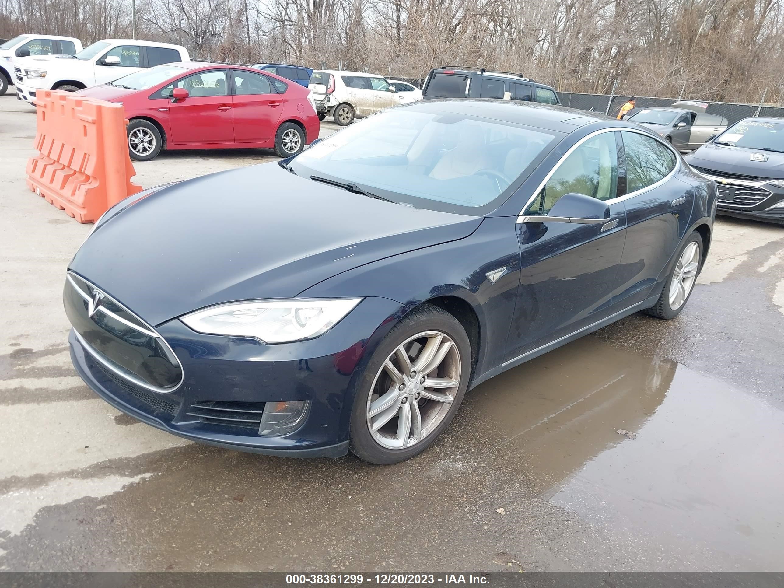 Photo 1 VIN: 5YJSA1H14EFP51135 - TESLA MODEL S 