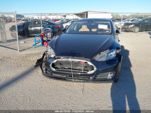 Photo 5 VIN: 5YJSA1H14FFP69698 - TESLA MODEL S 