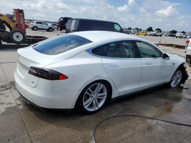 Photo 2 VIN: 5YJSA1H17EFP33423 - TESLA MODEL S 