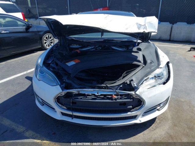 Photo 5 VIN: 5YJSA1H18EFP32894 - TESLA MODEL S 