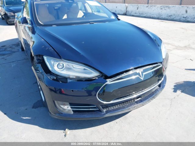 Photo 5 VIN: 5YJSA1H18FFP75018 - TESLA MODEL S 