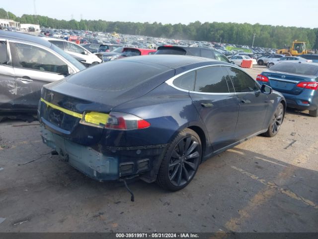 Photo 3 VIN: 5YJSA1H19EFP63636 - TESLA MODEL S 