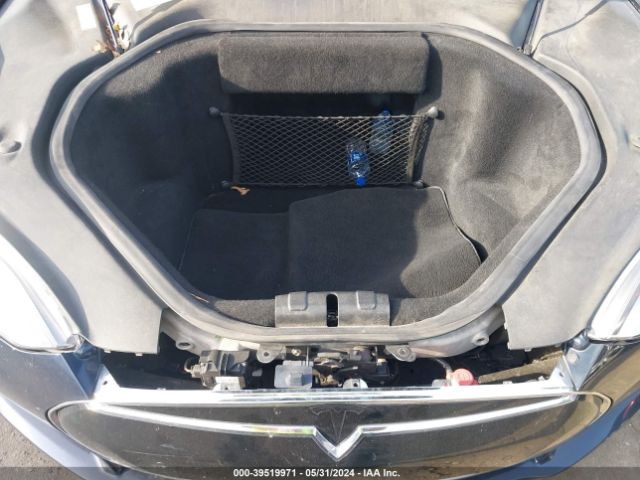 Photo 9 VIN: 5YJSA1H19EFP63636 - TESLA MODEL S 