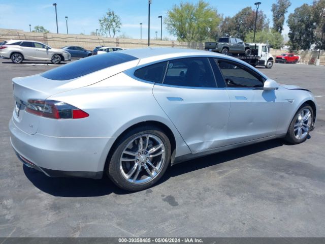 Photo 5 VIN: 5YJSA1H19EFP65242 - TESLA MODEL S 