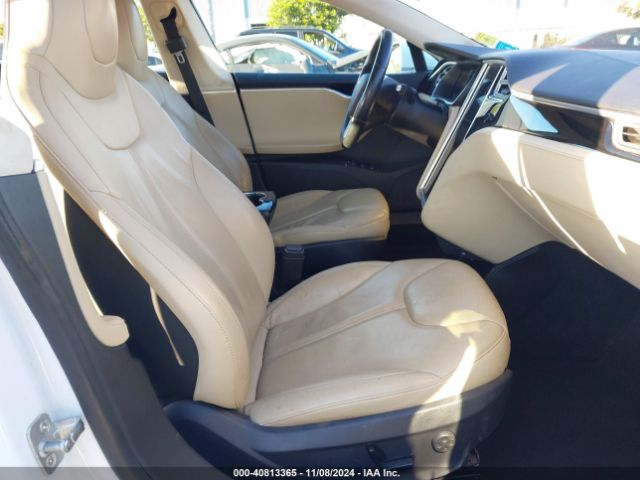 Photo 4 VIN: 5YJSA1H19FFP77957 - TESLA MODEL S 