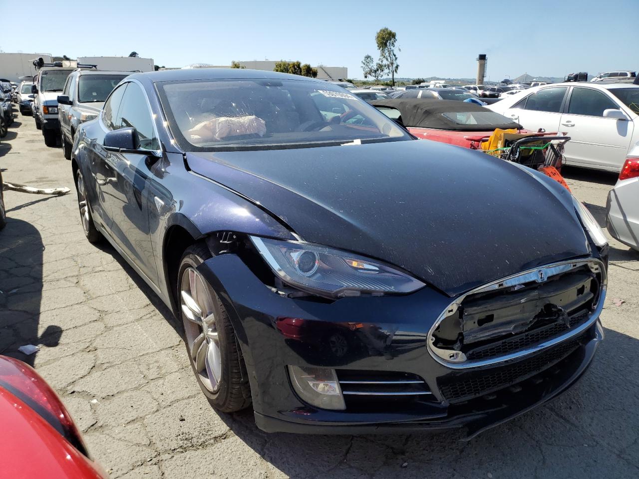 Photo 3 VIN: 5YJSA1H1XEFP38678 - TESLA MODEL S 