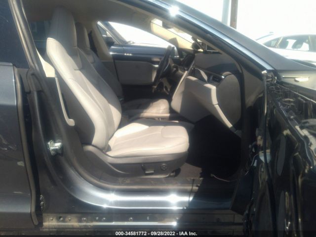 Photo 4 VIN: 5YJSA1H1XEFP52922 - TESLA MODEL S 