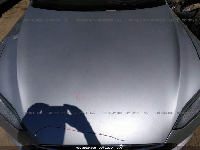 Photo 9 VIN: 5YJSA1H20EFP62724 - TESLA MODEL S 