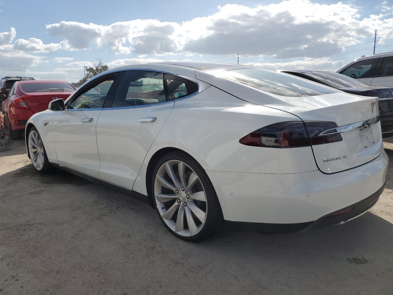 Photo 1 VIN: 5YJSA1H21FF086091 - TESLA MODEL S 