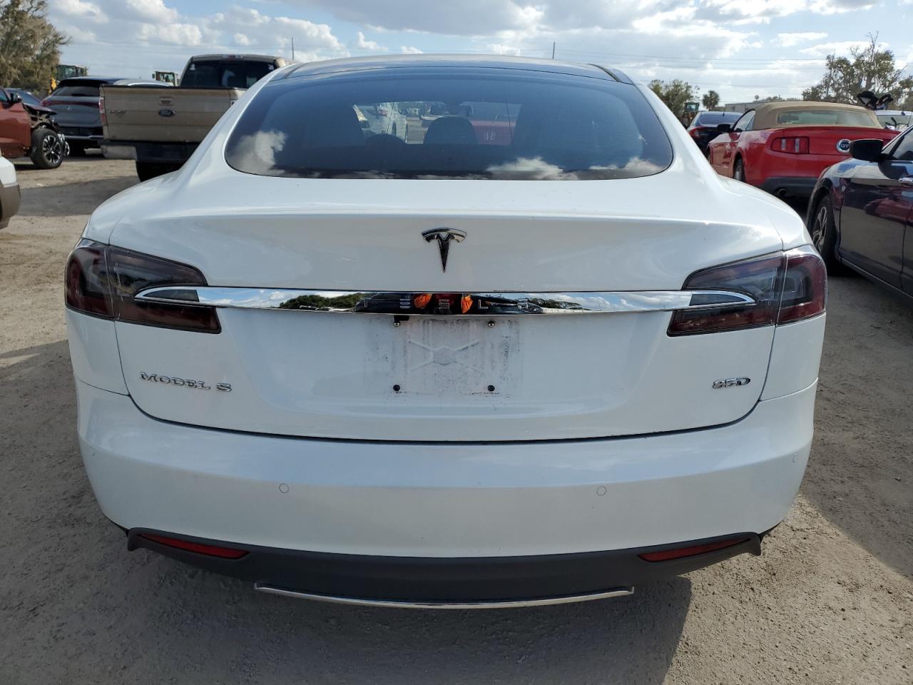 Photo 5 VIN: 5YJSA1H21FF086091 - TESLA MODEL S 