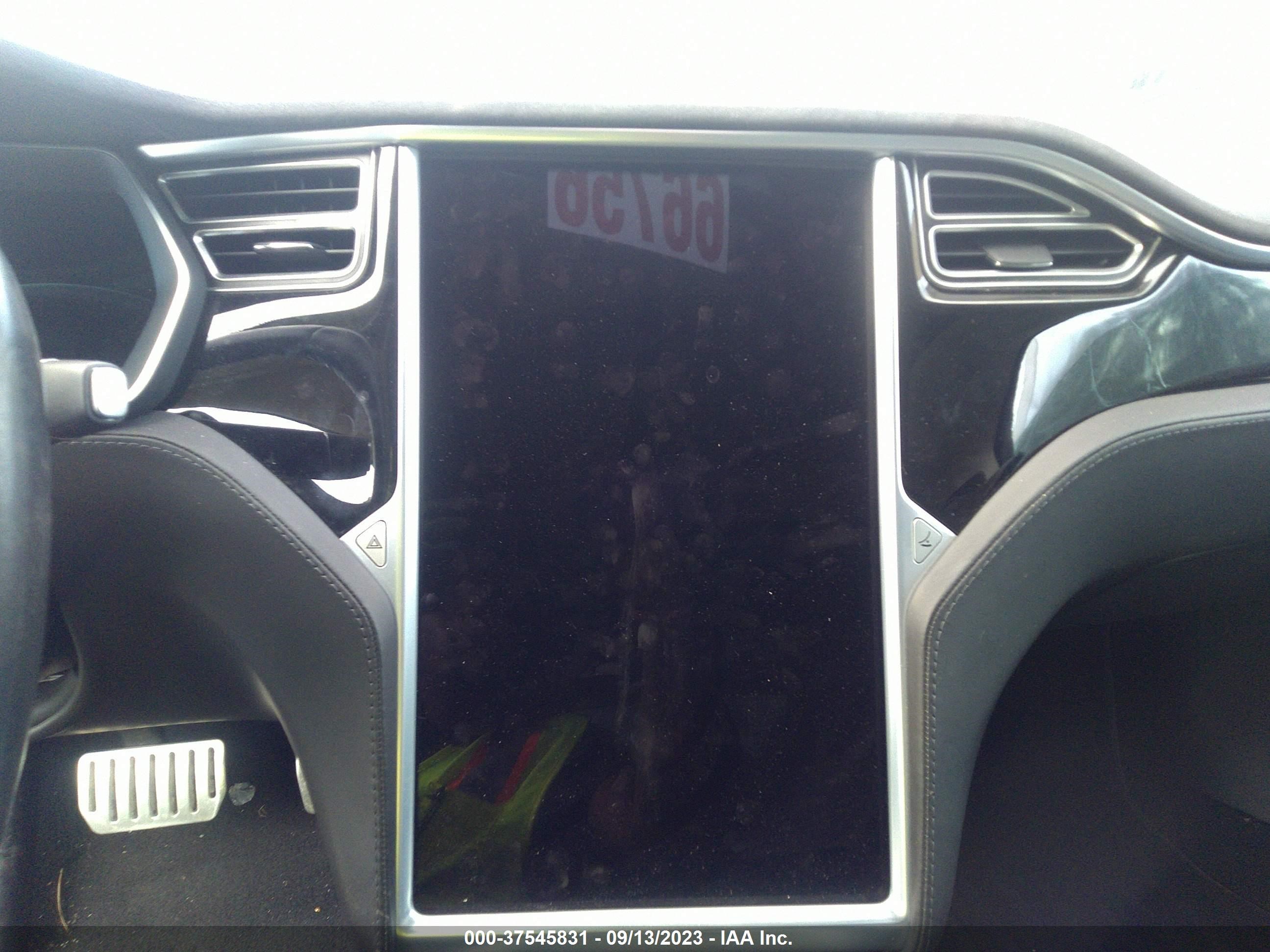 Photo 16 VIN: 5YJSA1H22EFP62398 - TESLA MODEL S 