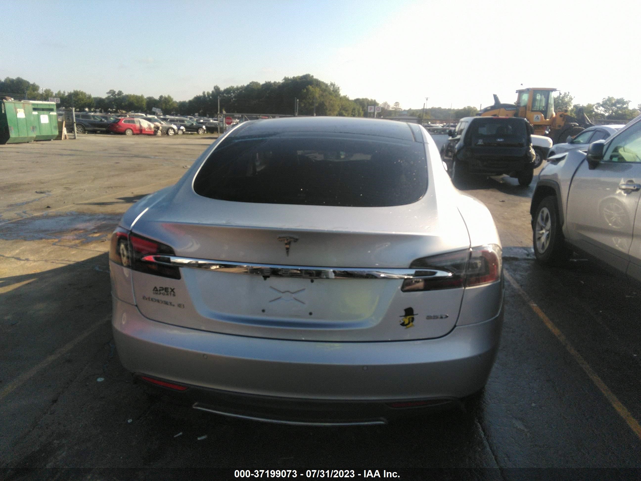 Photo 15 VIN: 5YJSA1H22FF086844 - TESLA MODEL S 