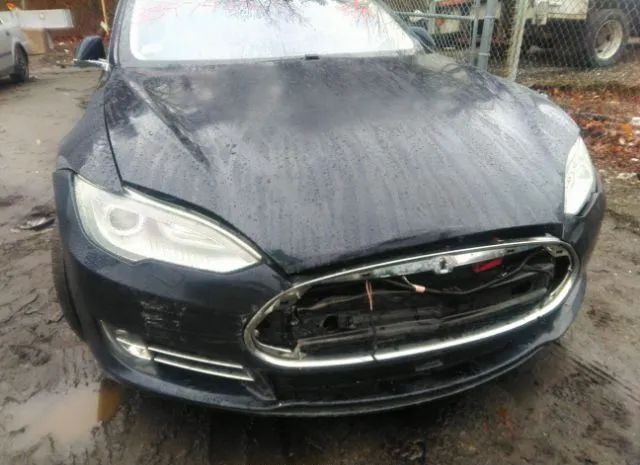 Photo 5 VIN: 5YJSA1H24FF081404 - TESLA MODEL S 