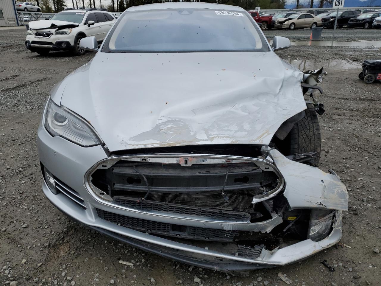 Photo 4 VIN: 5YJSA1H25FFP69962 - TESLA MODEL S 